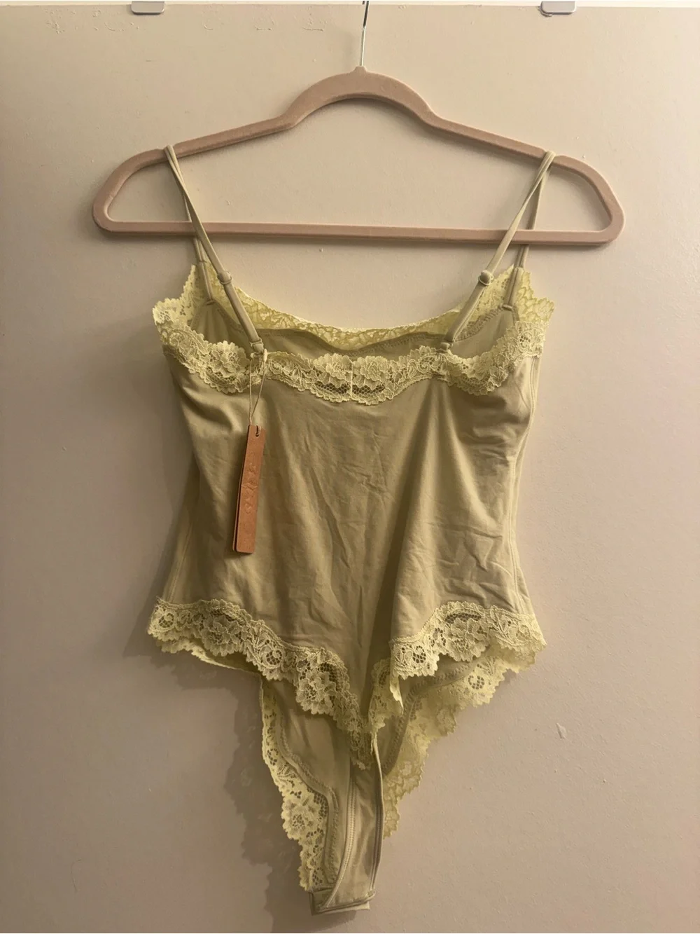 SKIMS Fits Everybody Lace Cami Bodysuit in Sage Multi. Size Small.